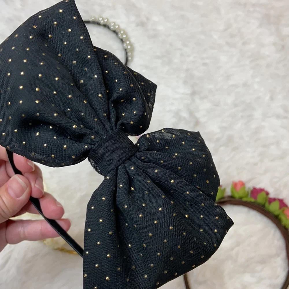 Lot of Girls Decorative Headbands - Picture 9 of 9
